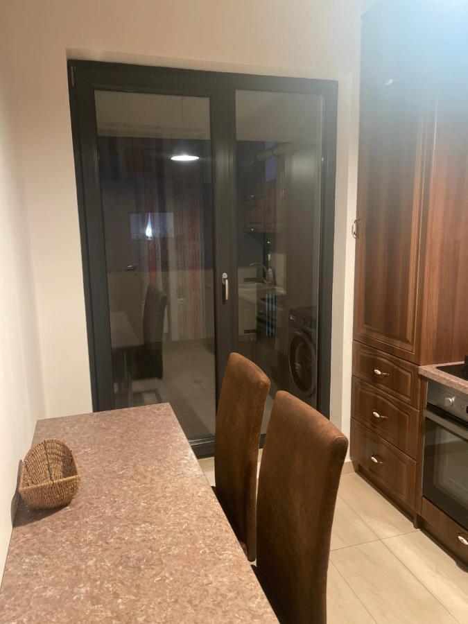Greenfield Baneasa Apartment In Bucarest Exterior foto