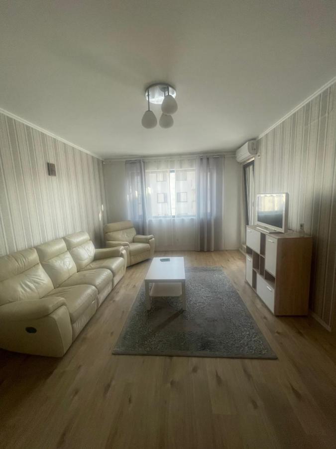 Greenfield Baneasa Apartment In Bucarest Exterior foto